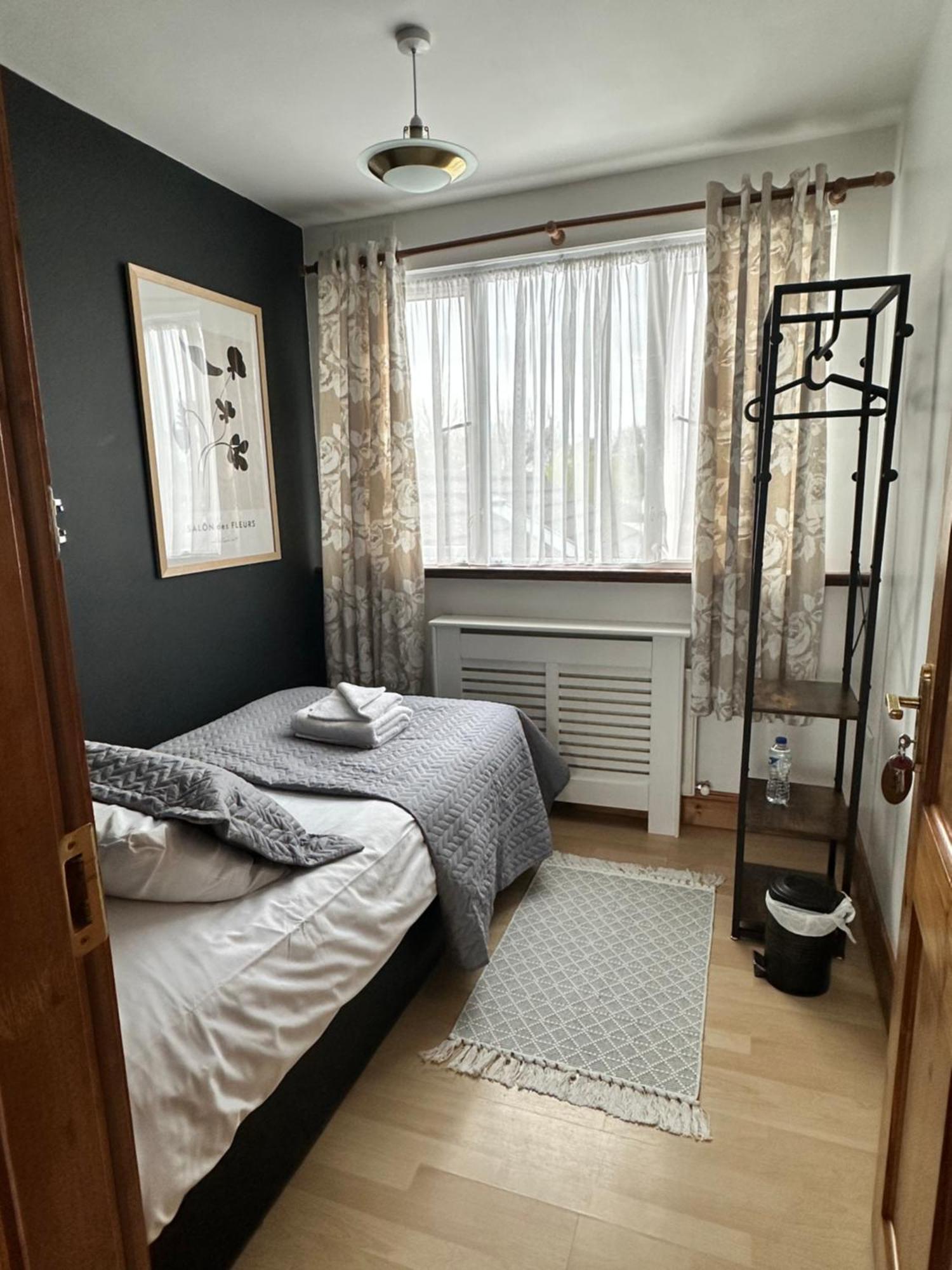 Malahide Guest Rooms 外观 照片