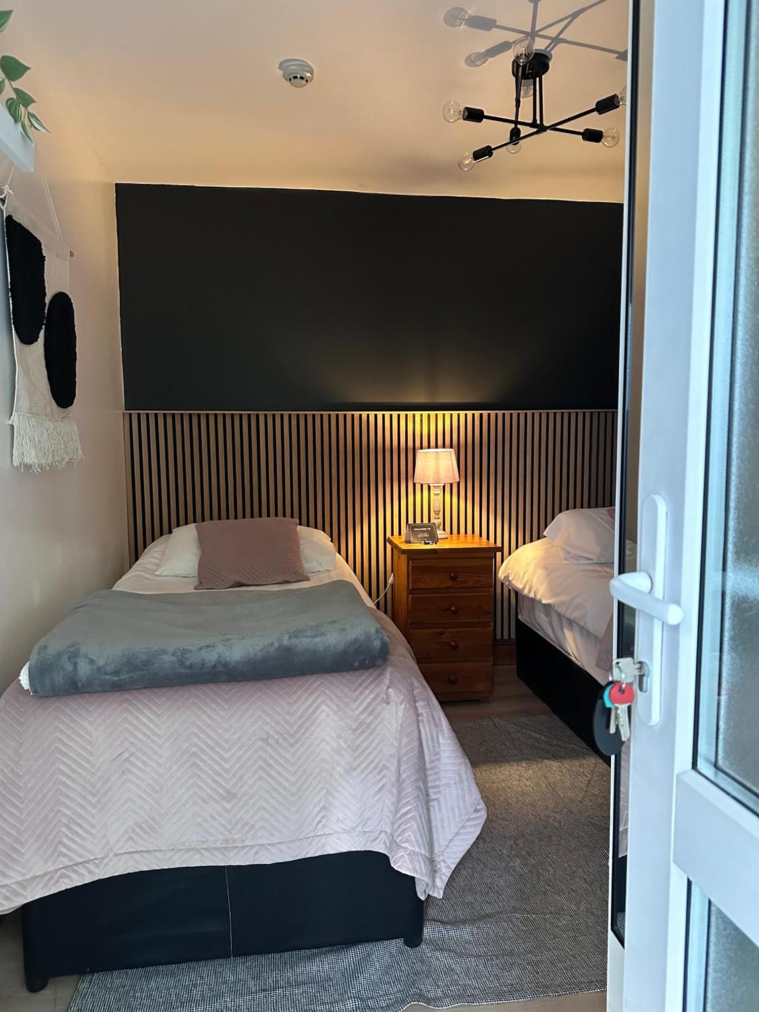 Malahide Guest Rooms 外观 照片